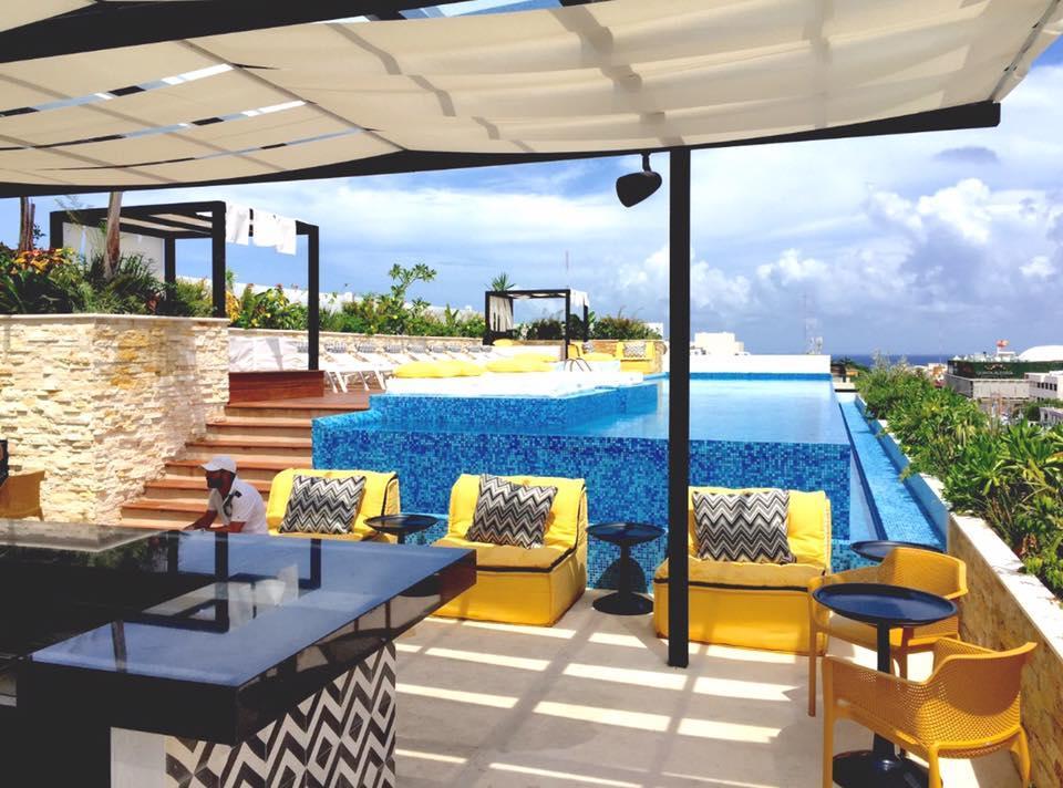 The City Luxury Suites Playa del Carmen Bagian luar foto