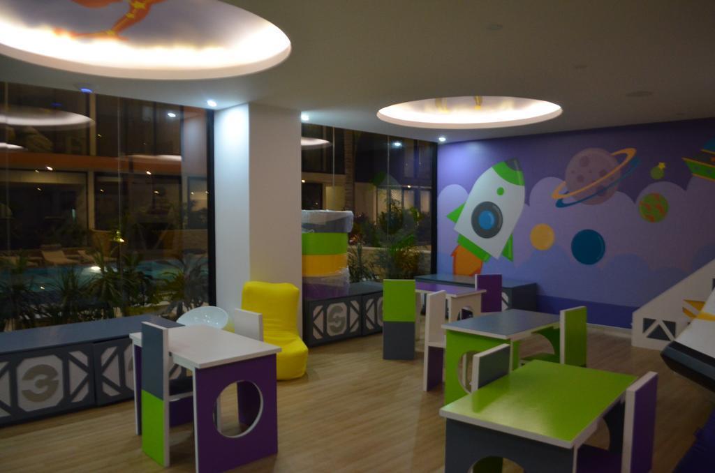 The City Luxury Suites Playa del Carmen Bagian luar foto